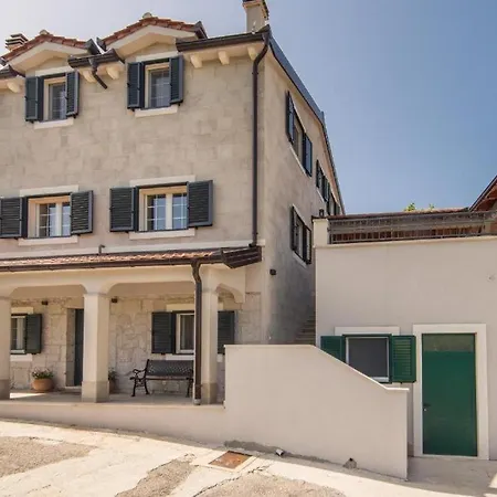 Argenta Villa *